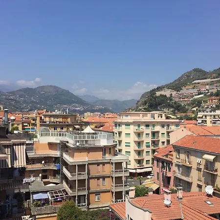Casa de Férias Attico Via Carso Ventimiglia